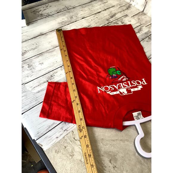 Christmas T-shirt Post Season Red Short Sleeve for Kids Size S(4) - Picture 5 of 7